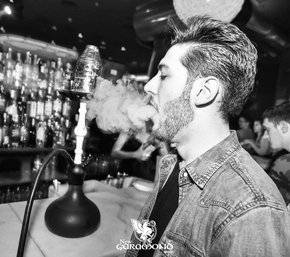 _New_Garamond_'s tweet photo. Este finde habra que salir no? NEW GARAMOND es el lugar de preferencia! 😜 #newgaramond https://t.co/UTru7MVawE