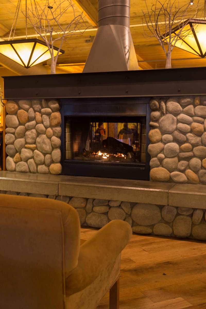 AKCruiseExperts's tweet photo. We saved you the perfect spot 😉. #Explore #Alaska with @HALcruises and their upscale #lodge in #Denali. There's only 1 week left to take advantage of our exclusive amenities! https://t.co/53soHQT3db #cruise #cruises #hollandamericaline #travel #cruisedeals https://t.co/1vDsgqDAki