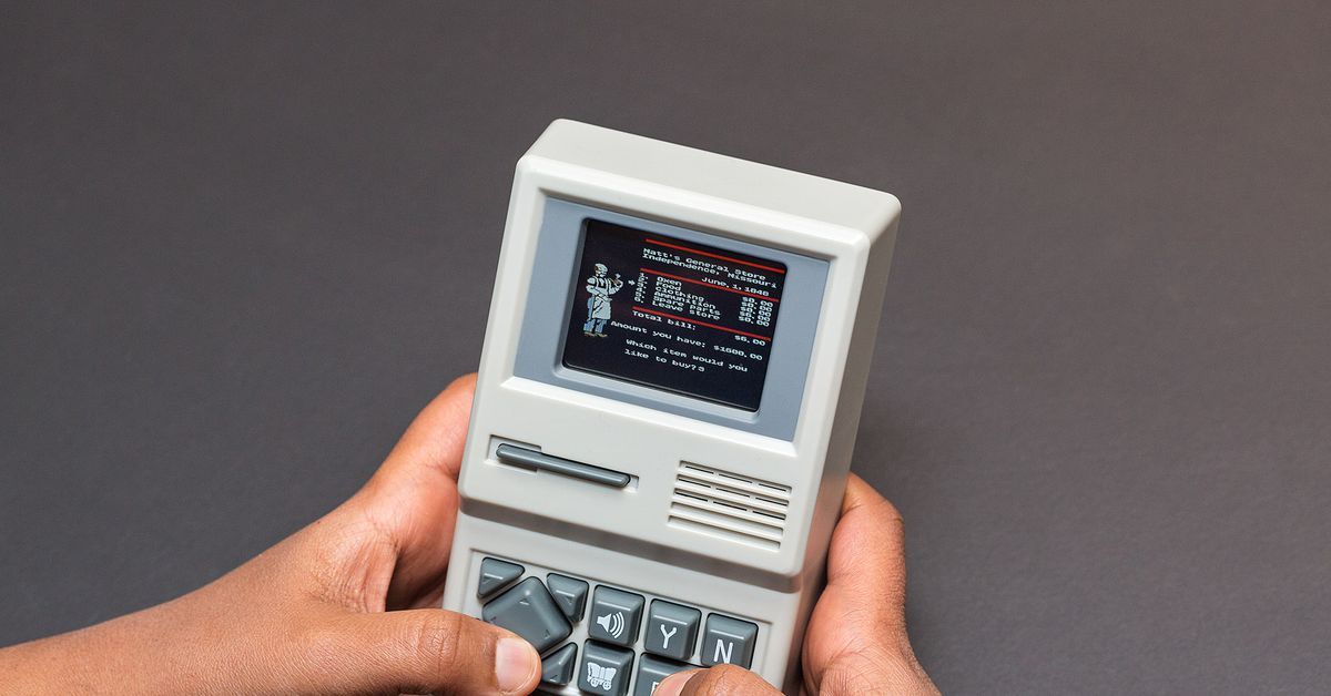 adrianjohnleeds's tweet photo. This takes me back to the days of the 3.5 and 5" ACTUAL floppy disks. What younger #Millennials now recognise as the SAVE ICON 😂 #PCGaming at its finest! #GOD this makes me sound like an old fart! 😅 #TextBasedGaming #Narrative #Retro #Gaming https://t.co/HVeJmhLc8D https://t.co/JFcQNG6Nsv