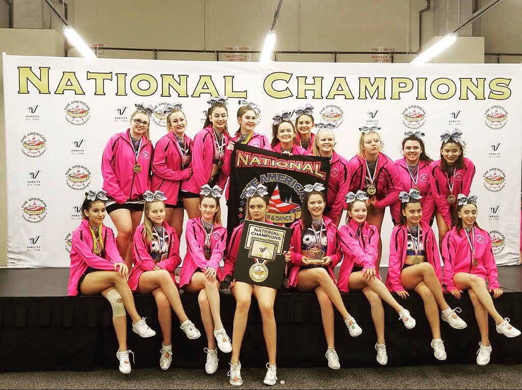 oneelite13's tweet image. Amazing weekend @AmChamps for one elite Allstars! 💙🖤#oe #oneelite.                                                    Dream 1st, Addiction 1st and judges choice building technique , Ambition 1st, Desire 2nd, Obsession 2nd, Love 2nd, Devotion 3rd!!!