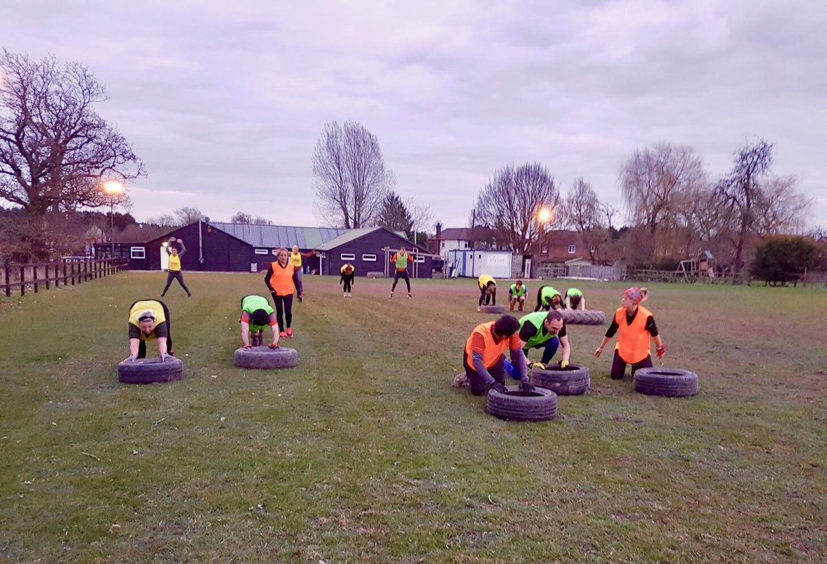 BarnyONeillPT's tweet photo. Awesome start to the week at @Official_OPT. Well done everyone, super work 💪🏻👏🏻 #teamopt #fitness #Motivation #outdoors #Inspire #gym #exercise #active #getfit #1stsessionisfree #Worcestershire #Warwickshire #WestMidlands
https://t.co/rkimoByFWA https://t.co/gB9vbA84mw