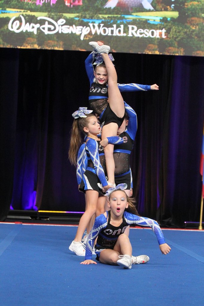 oneelite13's tweet image. 💙🖤 #oe #oneelite