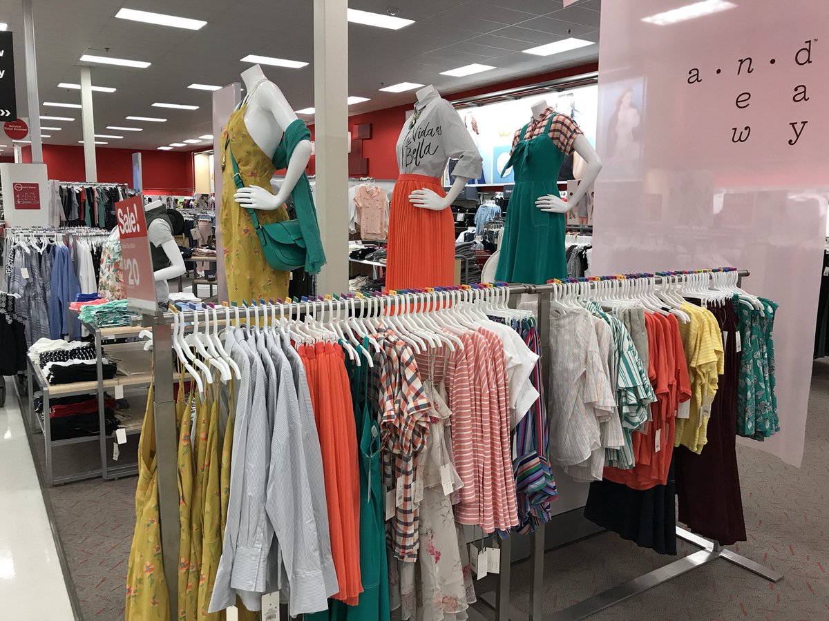Don’t be afraid to get colorful this Easter! Stand out at that party with these fun A New Day pieces! #vmtl #targetstyle #target #vm #ANewDay