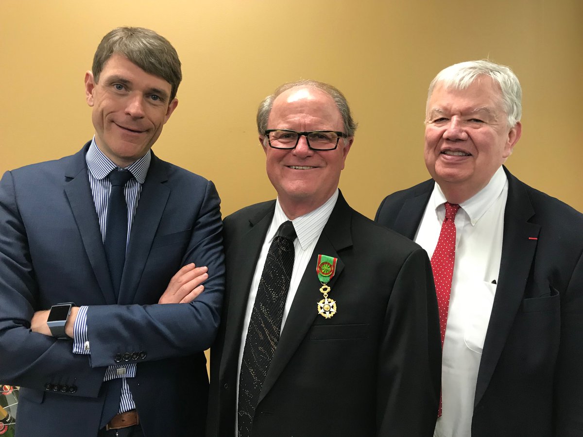 elebrundamiens's tweet photo. Congratulations William Schallert from #ColumbiaDistributing. Proud to bestow Officier du Mérite Agricole a successful entrepreneur who did so much to promote French wines in the Pacific Northwest. https://t.co/87frZsKgMs