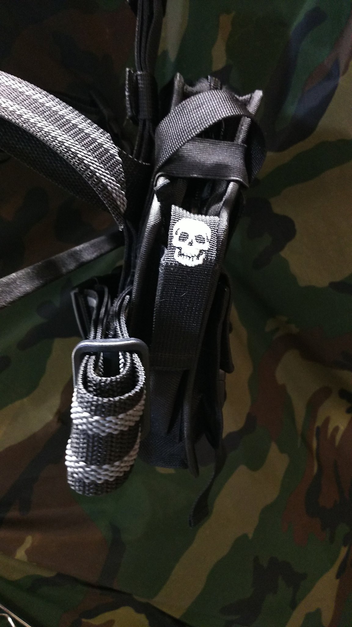 バイオハザード4 レオン アサルトレッグバッグ ◇バイオハザード