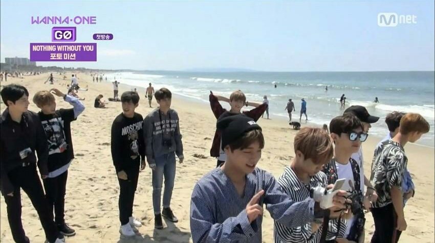 winking_baby's tweet photo. jihoon taking his own selfies 😂😂😂 https://t.co/PjliUjJSEs