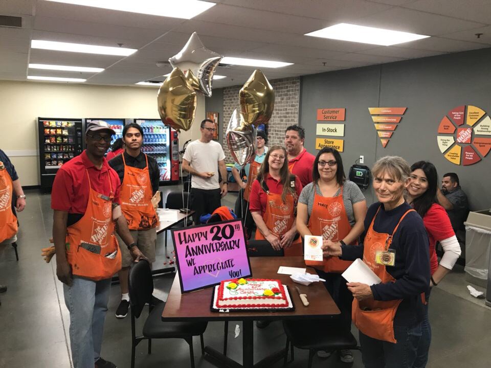 HD6893's tweet photo. Congratulations to both Evelyn and Carol for celebrating 20 year Anniversaries this month! Thanks for all that you both contribute to the team, we truly appreciate you! @NotoKara @Allen83hd https://t.co/WPeunkcTLE