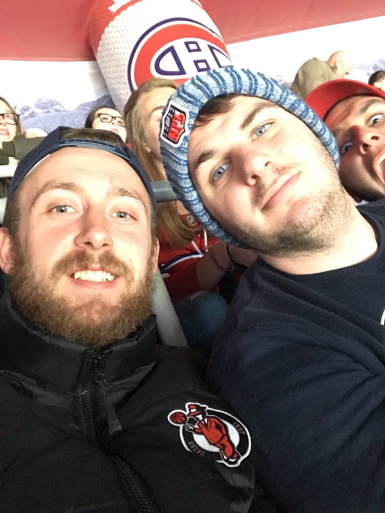 Wouuuters's tweet photo. GoHabsGo !! #Montreal #Habsselfie #Gohabs ! https://t.co/frHowirJsD