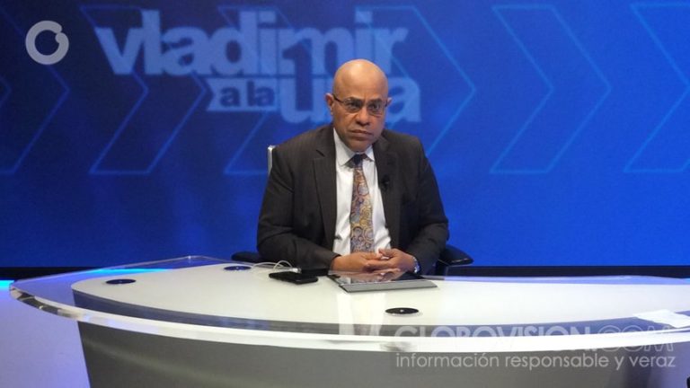 webnotitarde's tweet photo. Villegas dedicó palabras al maestro Abreu durante su programa
https://t.co/M5FW4A79uT 

#Notitarde #Pais #Venezuela #VladimirVillegas #Abreu #Lunes #26Mar https://t.co/e0cFRTH40V