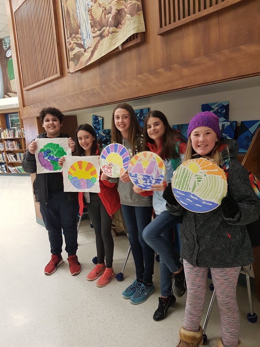 It was the last day for our Art Club.  A special thank you to Mme. Rolo, Mme. Grundner and Mme. Bolohan for leading and teaching our students.