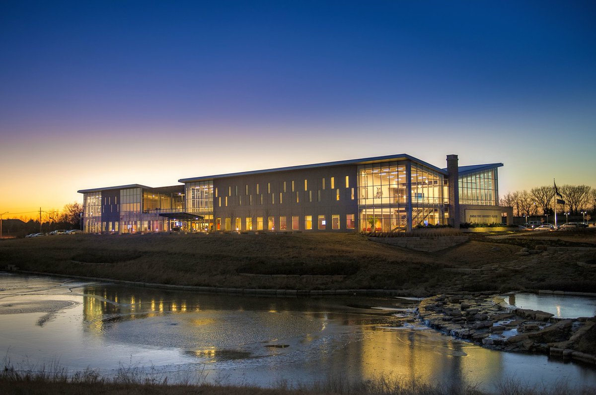 Best Colleges tweet media