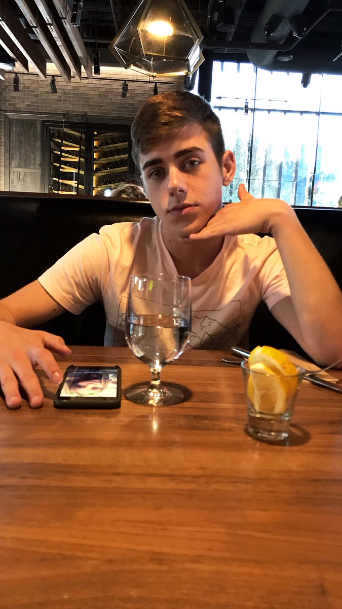liamrileycb's tweet photo. Play Date w/ @JoeyMillsXXX 💕✨ https://t.co/lPmJUmrhov