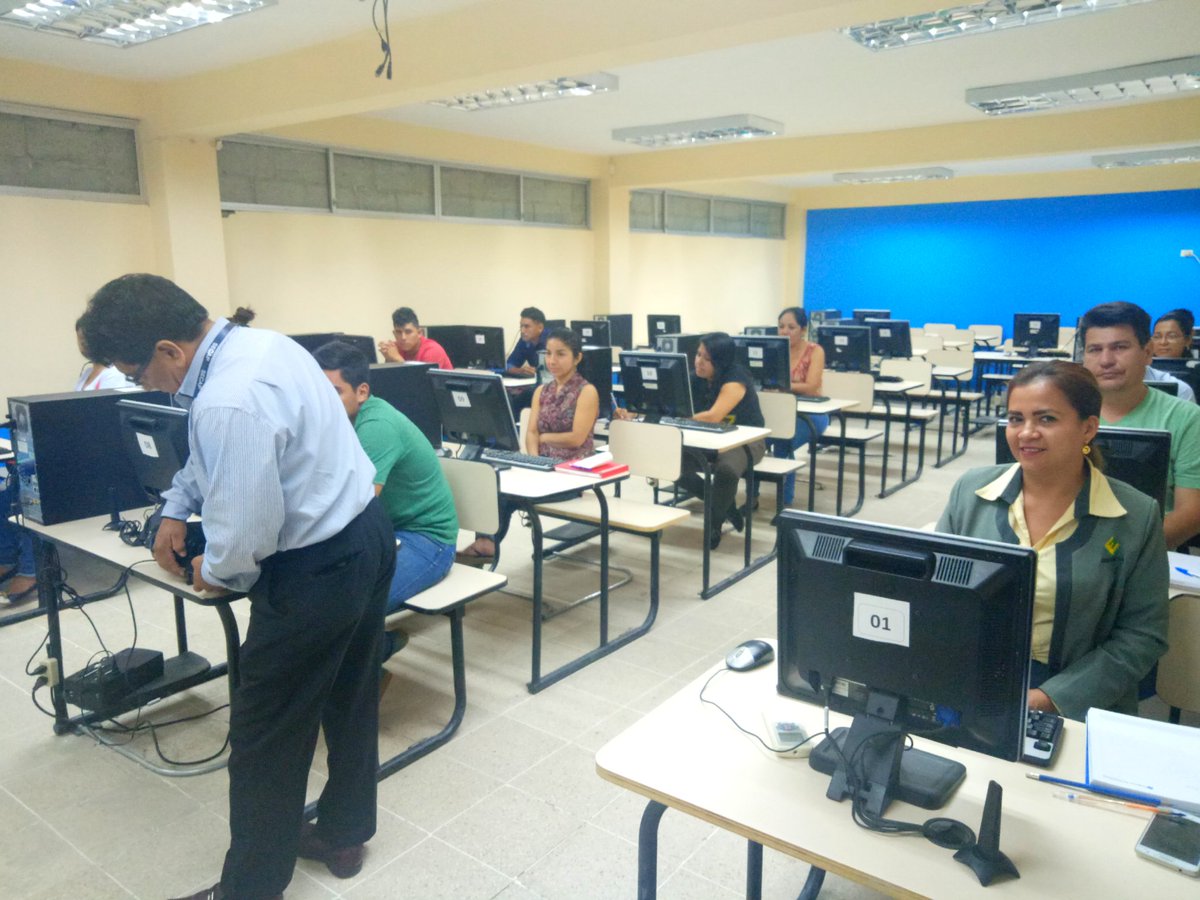j_aguilar05's tweet photo. Seguimos cumpliendo con el objetivo, #CAPACITAR a la gente y adquieran nuevos conocimientos que les permita crear oportunidades de trabajo, iniciamos el curso de Excel Básico en Centro Operativo Machala - SECAP.
@raulclementelh @Mario_Ecuador @secap_ec @nayidlara @perez_maaugusta https://t.co/ql9obj7GP2