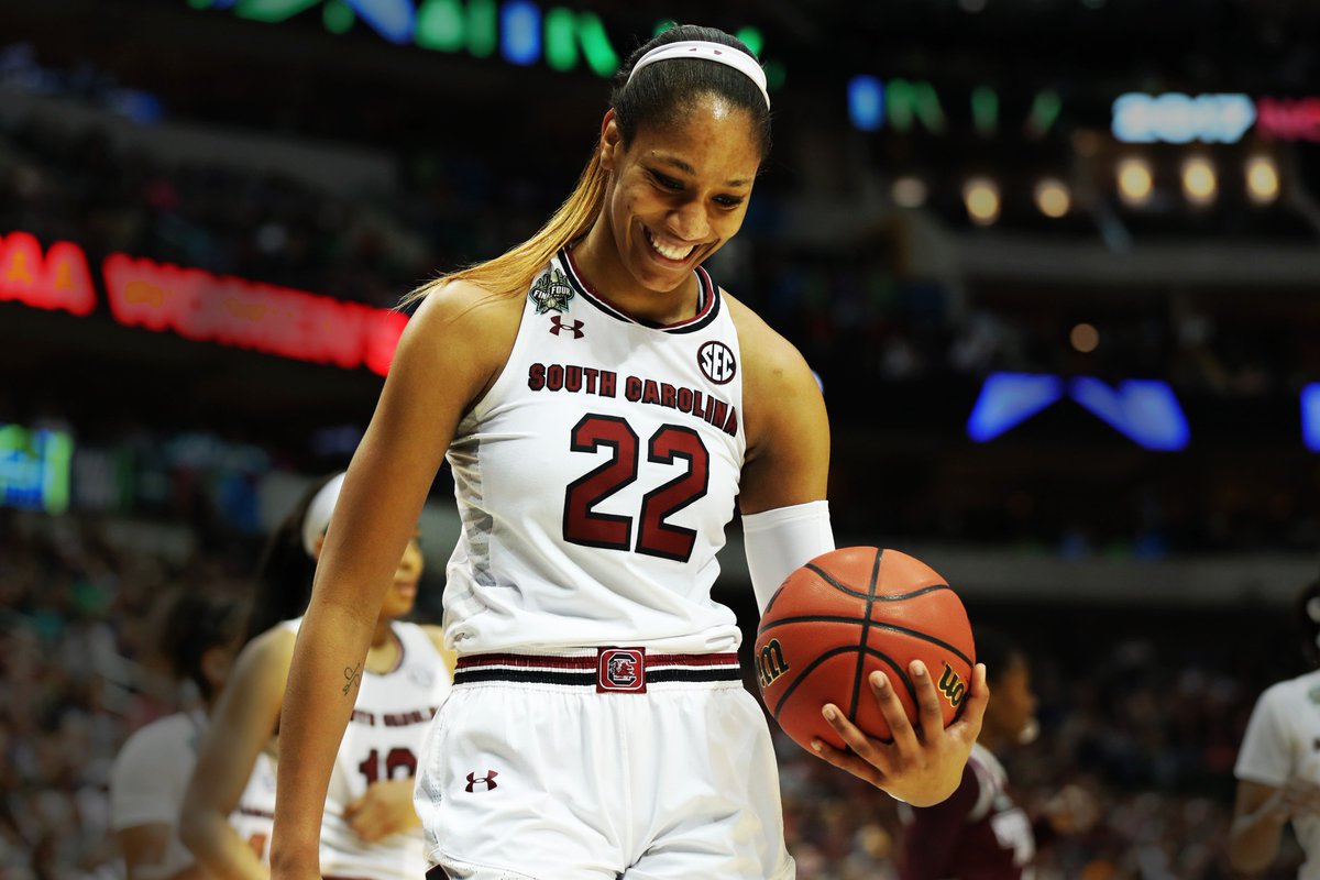 SECNetwork's tweet image. 3-Time first-team AP All-American.

The only 3-time SEC Player of the Year.

@GamecockWBB’s all-time leading scorer &amp;amp; blocks leader.

One legendary career.

Thank you, @_ajawilson22 👏👏