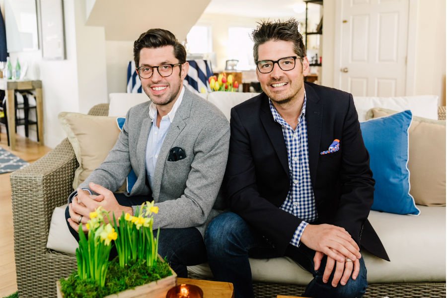 Here are 10 tips from local planner David M. Handy for your BEST Rehearsal Dinner.
bit.ly/2Gtz2ye