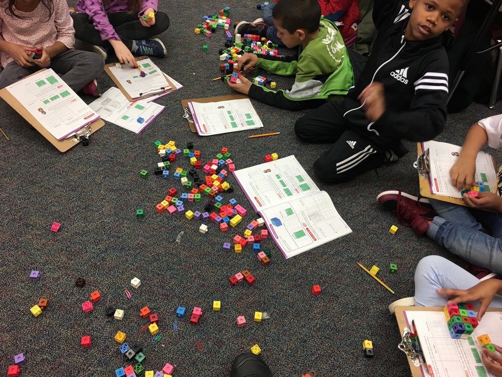 MrsReilly2WR's tweet image. Making #rectangularprisms can get a little messy sometimes. #geometryinaction @GoMathAcademy @WitterRanchElem @NatomasUSD