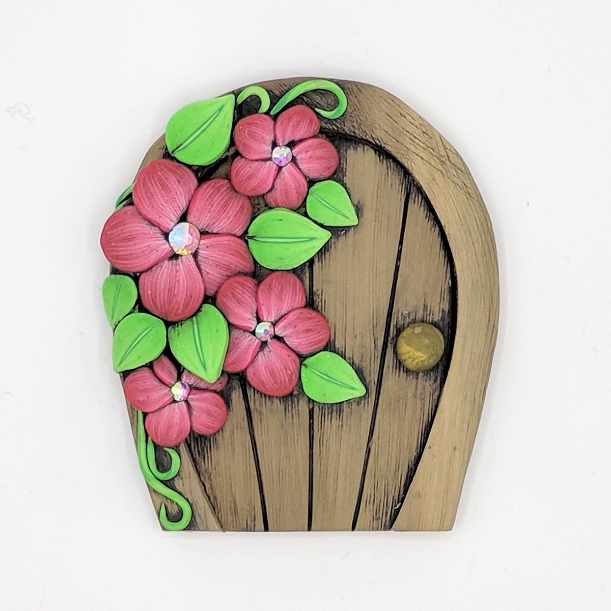 EMTippetts's tweet photo. My favorite red flower door, now in my #etsy shop: Little #FairyDoor with Red Flowers; #PixiePortal; #Hobbit Hole; #Gnome, #Elf; #FairyGarden Accessory #fae #fairy #handmade #polymerclay https://t.co/0W8GKF9w2Z https://t.co/v5oaF4WyHl