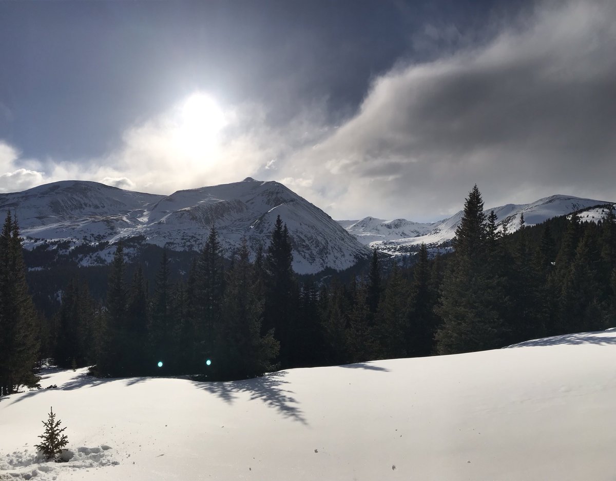 Just stunning .. rockies showing off today !