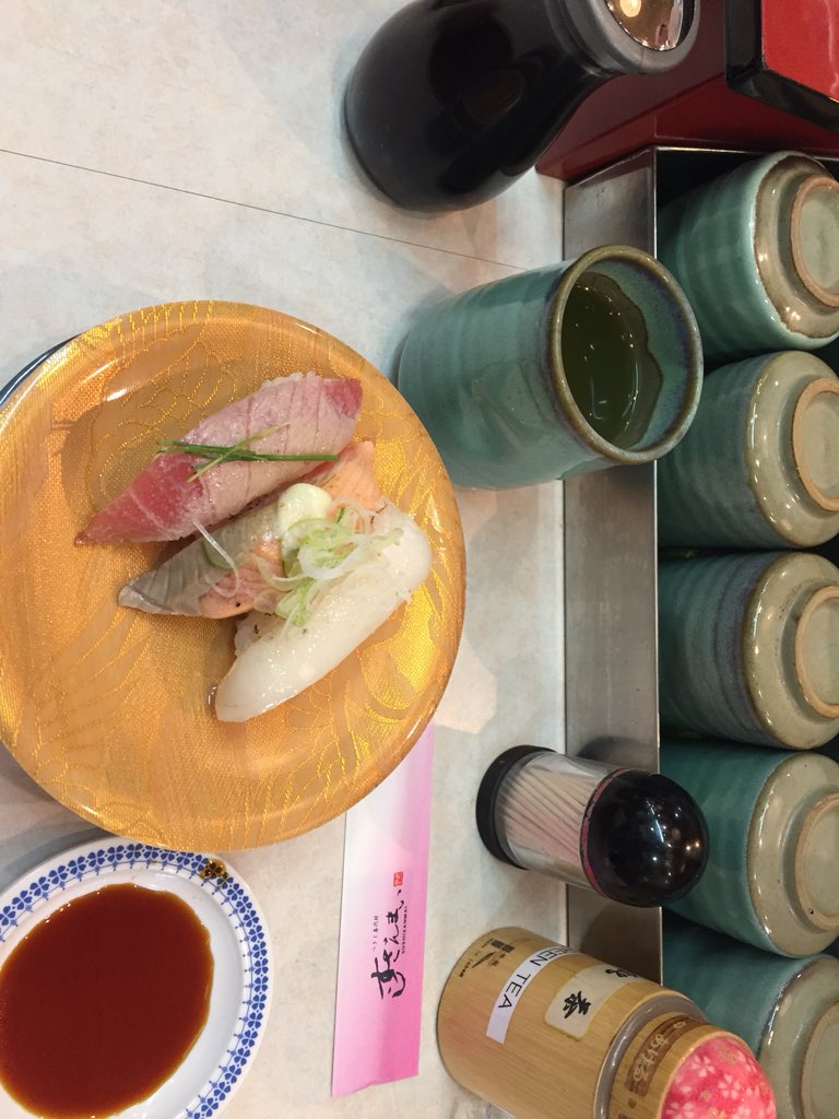 Fish and forklifts at Tsukiji Market