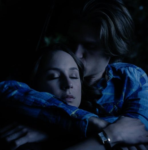 lucygraykatniss's tweet image. I miss