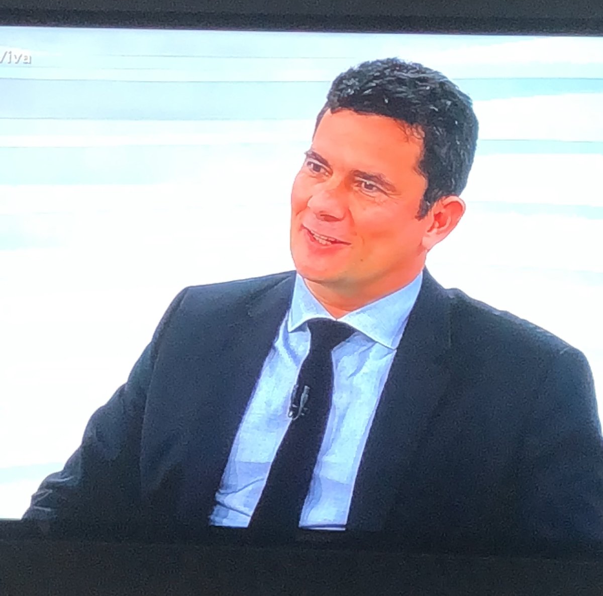 FABILPRADO's tweet photo. Inteligência ‘pré sono’! 
Vários mestres nessa entrevista  #sergiomoro #rodaviva https://t.co/czHiyogI2k