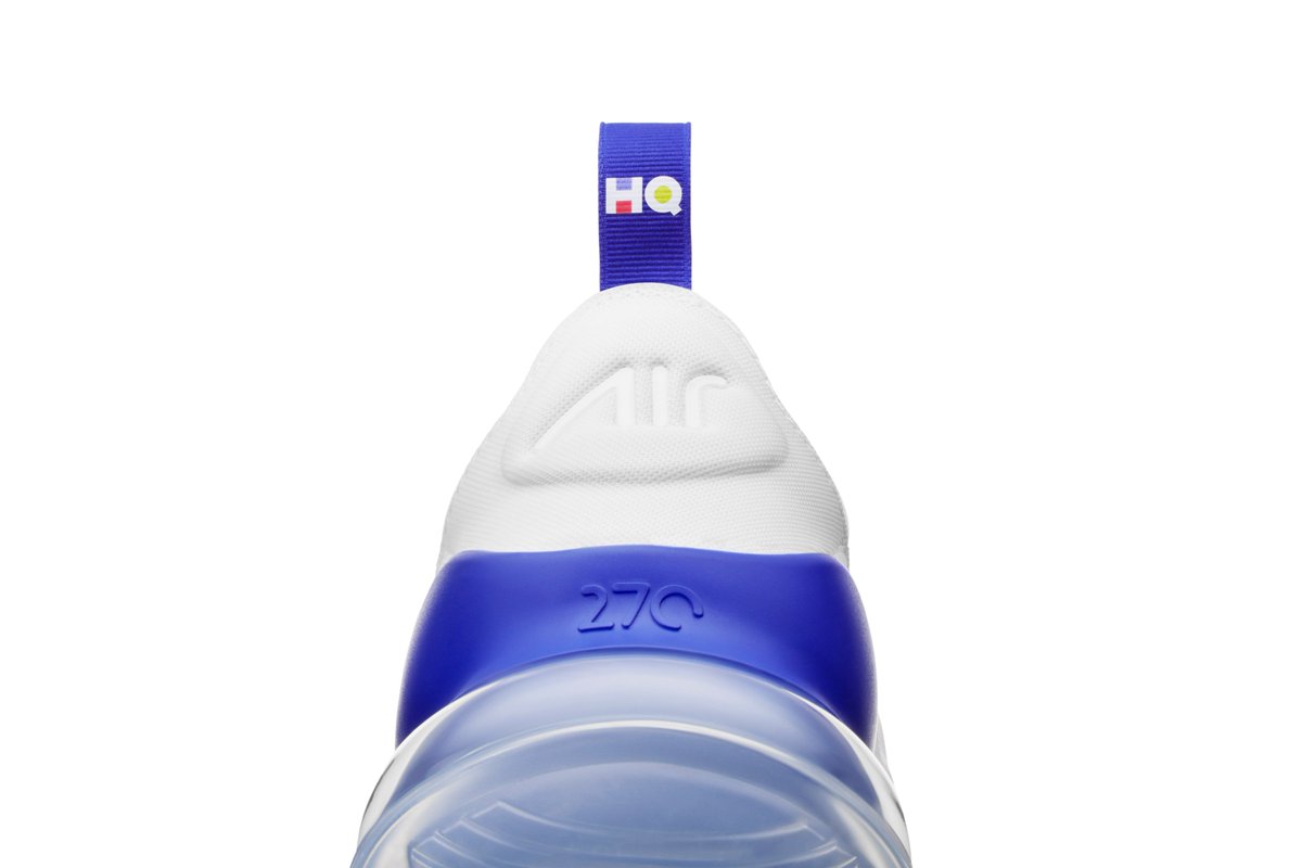 HQ Trivia tweet media