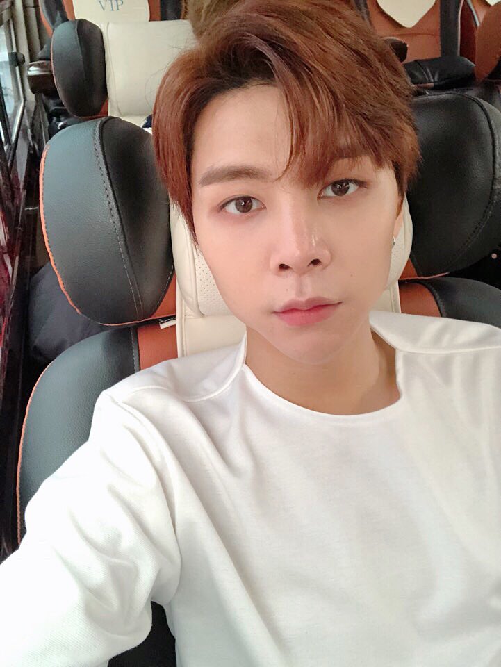 NCTsmtown's tweet image. 출발전에~ 
광양에서 봐요

영호가