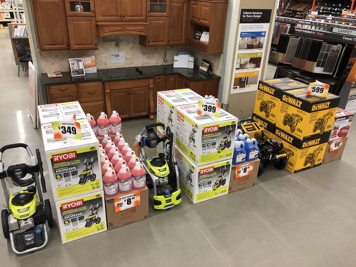 parisaubrey10's tweet photo. Pressure Washer Event across from out Paint Desk! #makeitanevent #upsell #crossmerch #letsdothis @thd278 @chartleyTHD @Alexis_3323 https://t.co/grA4Q1RFi5