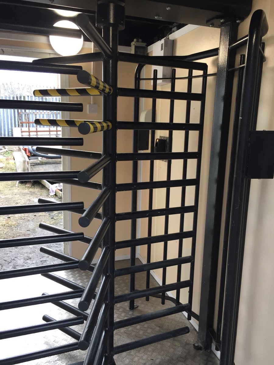 OculusCCTV's tweet photo. Our @OculusCCTV Access Control Systems. Construction site access control using biometric technology and software designed for the industry....

Protected By Oculus. Why Choose Anyone Else? Call 03300249121 for more info or email rc@oculusfm.co.uk....

#TeamOculus
#WeAreOculus https://t.co/v2Io8k2dAN