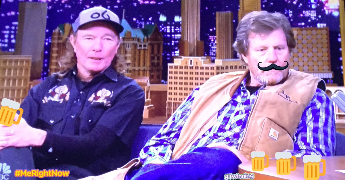 krissykrissyk11's tweet image. @TheRealRoosterM wow wow look who’s on BullWinkle and rocky aha ha ha 🤪👏🤪👏👈👇✌🏽👊👍