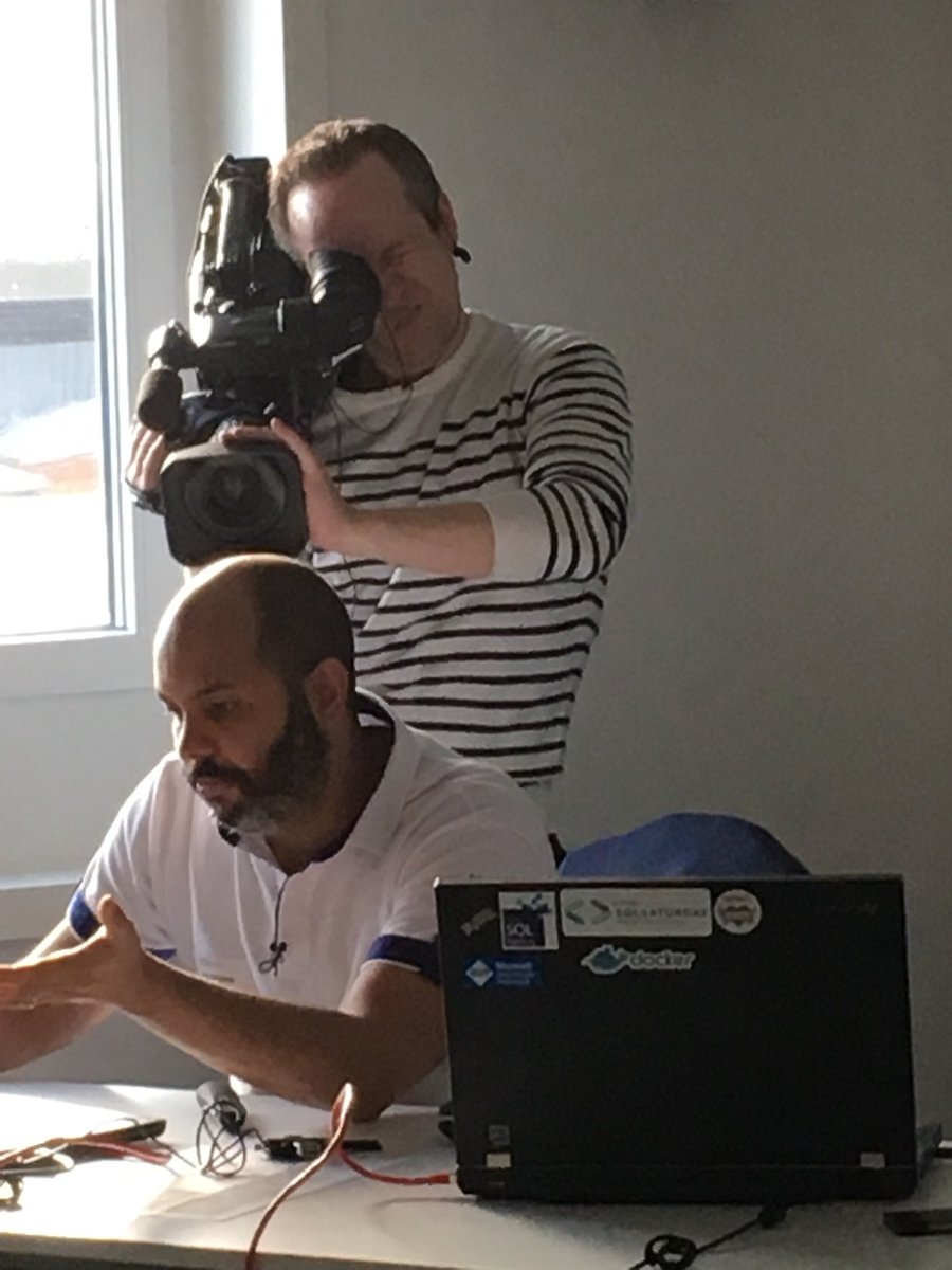 Pybrehier's tweet image. Star Wars with Microsoft MVP @mikedavem for #SQLServer 2017 on #Linux @dbi services #open4tech