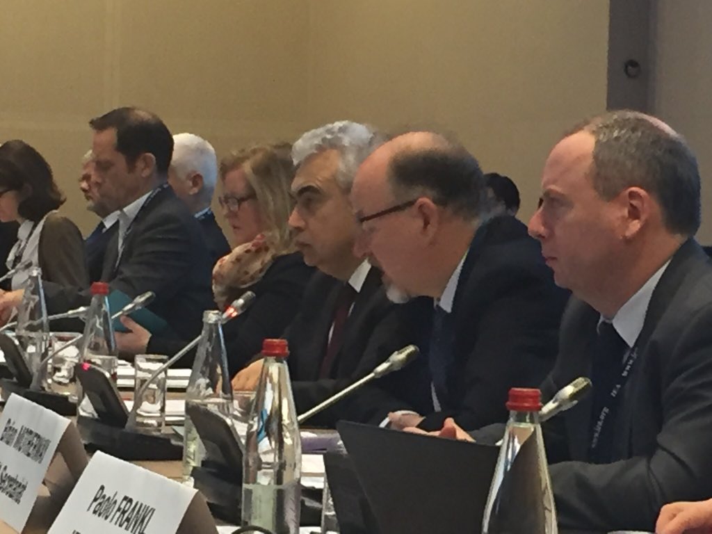 screuheras's tweet photo. .@SENER_mx participates in “Enhancing the Impact of Energy Efficiency and Renewable Energy Policies” @IEA #IntegrationEERE @IEABirol welcomes México 🇲🇽 as a new member and provides opening remarks with @BrianRMotherway @chrlins @ThorstenHerdan @LeoBeltranR @FeroZendejas @maspeb https://t.co/8lDPXdrv0Z