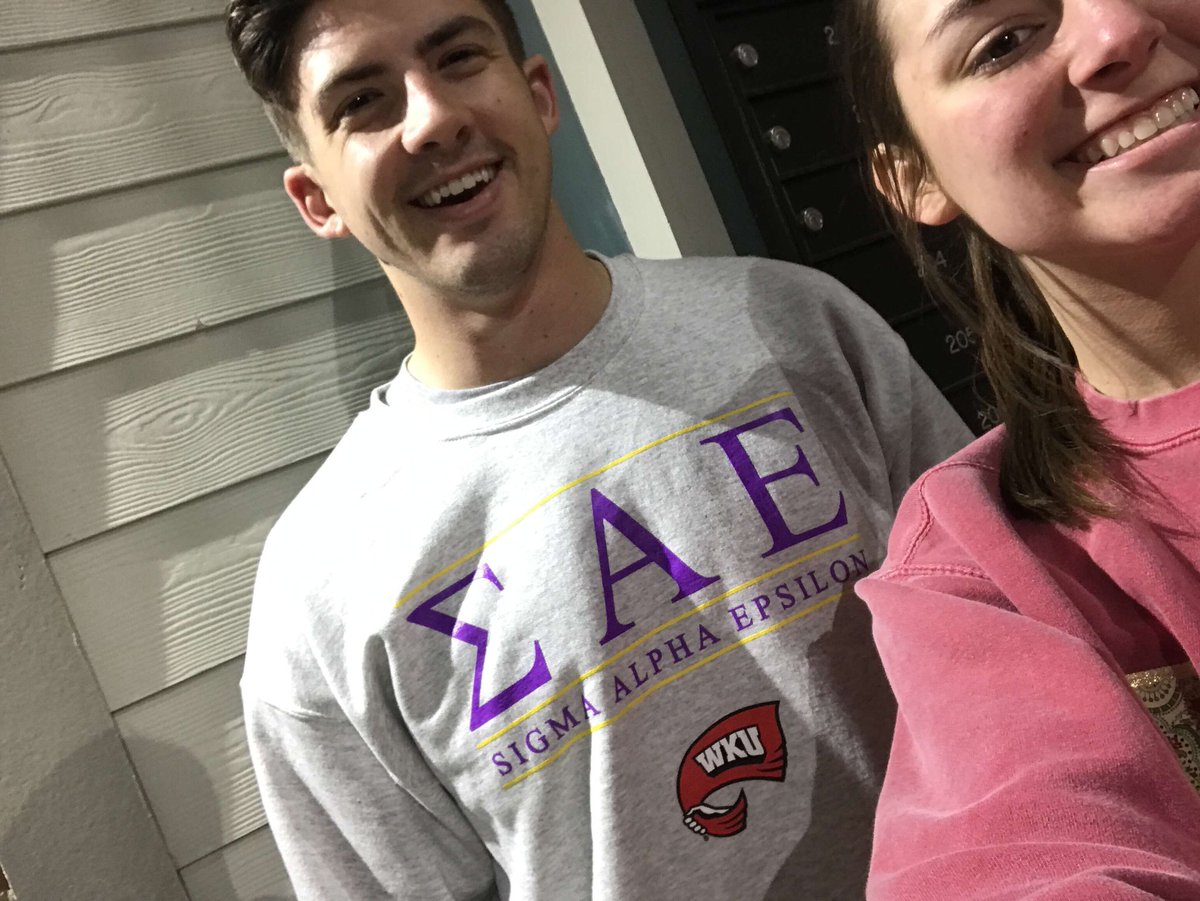oliviapotts_'s tweet photo. #PaddyMurphyWeek @WKU_SAE @AOIIalphachi https://t.co/DLE5d0cep8