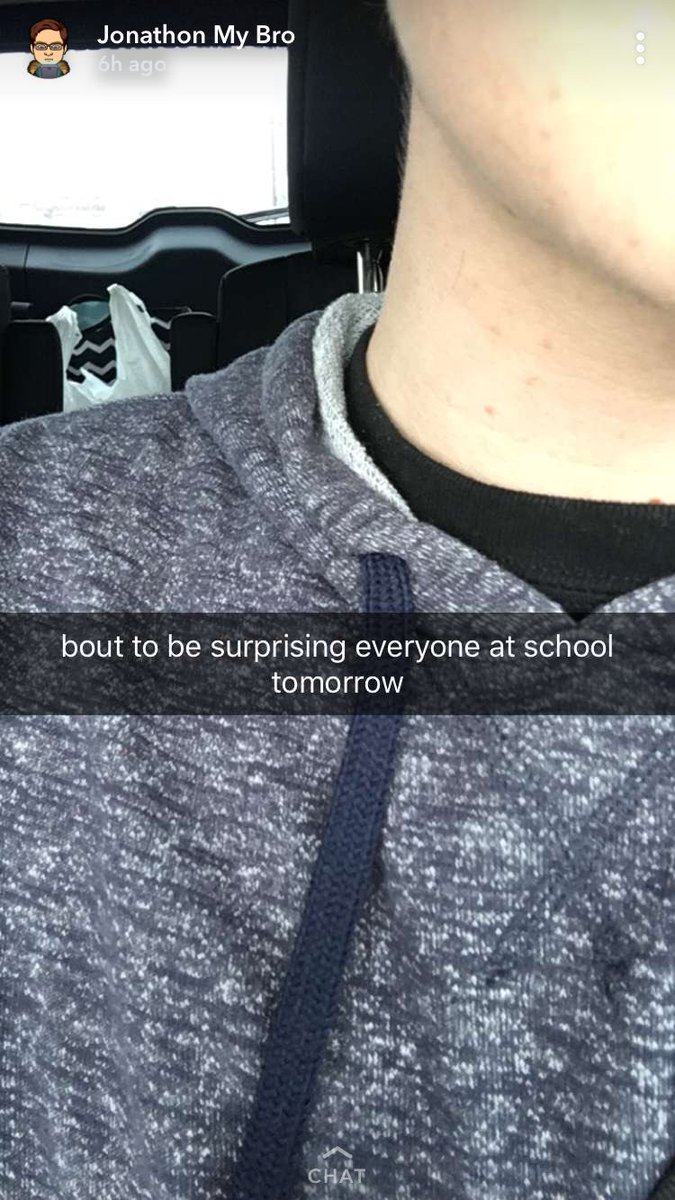 ComradicalCaleb's tweet photo. MY BROTHER POSTED THIS ON SNAPCHAT AGAHSHS LMAO https://t.co/5HYKQvL0Y9