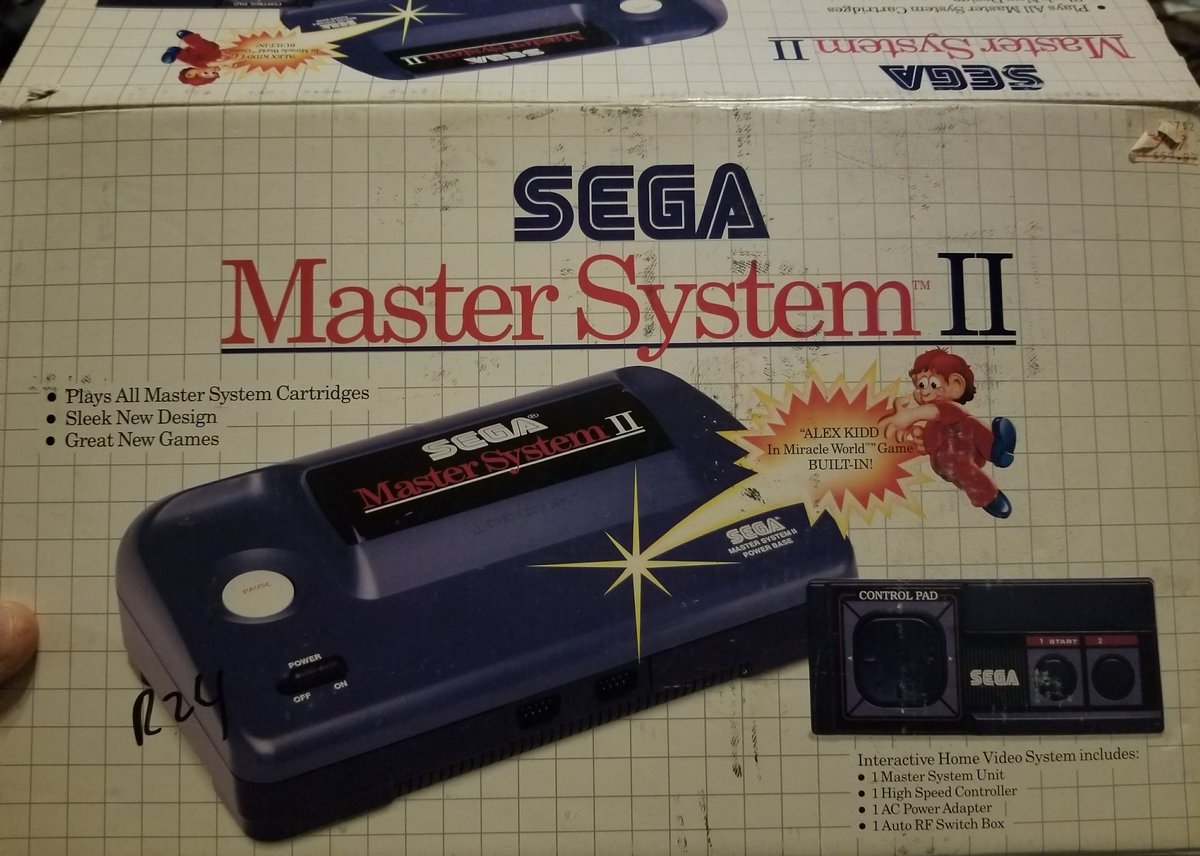 BeardedGameGent's tweet image. A thing I own in a box.
#sega #segamastersystem #segamastersystem2 #segaforlife #GamersUnite #RetroGaming #retrogamer #GameOn