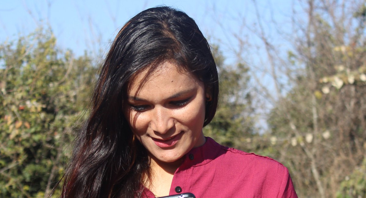pariyar_goma's tweet photo. तिमीलाई सम्झिएरै हो प्रिय म खुशी हुने https://t.co/94lEkpFkDd