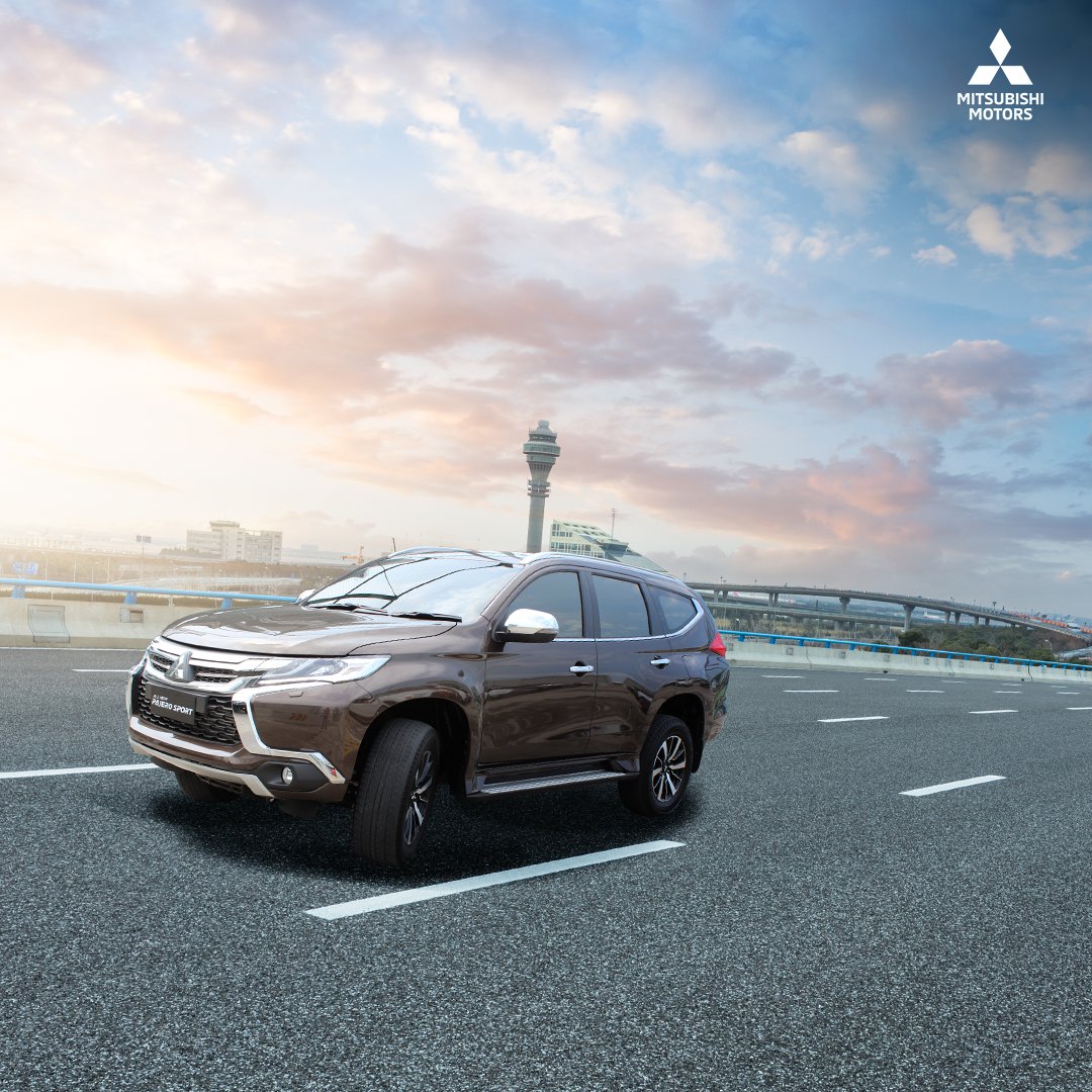 Mitsubishi Pajero Sport Dakar Ultimate 4x4 Mobil Motor Terbaru Berita Review Panduan Membali Gambar Dan Lebih