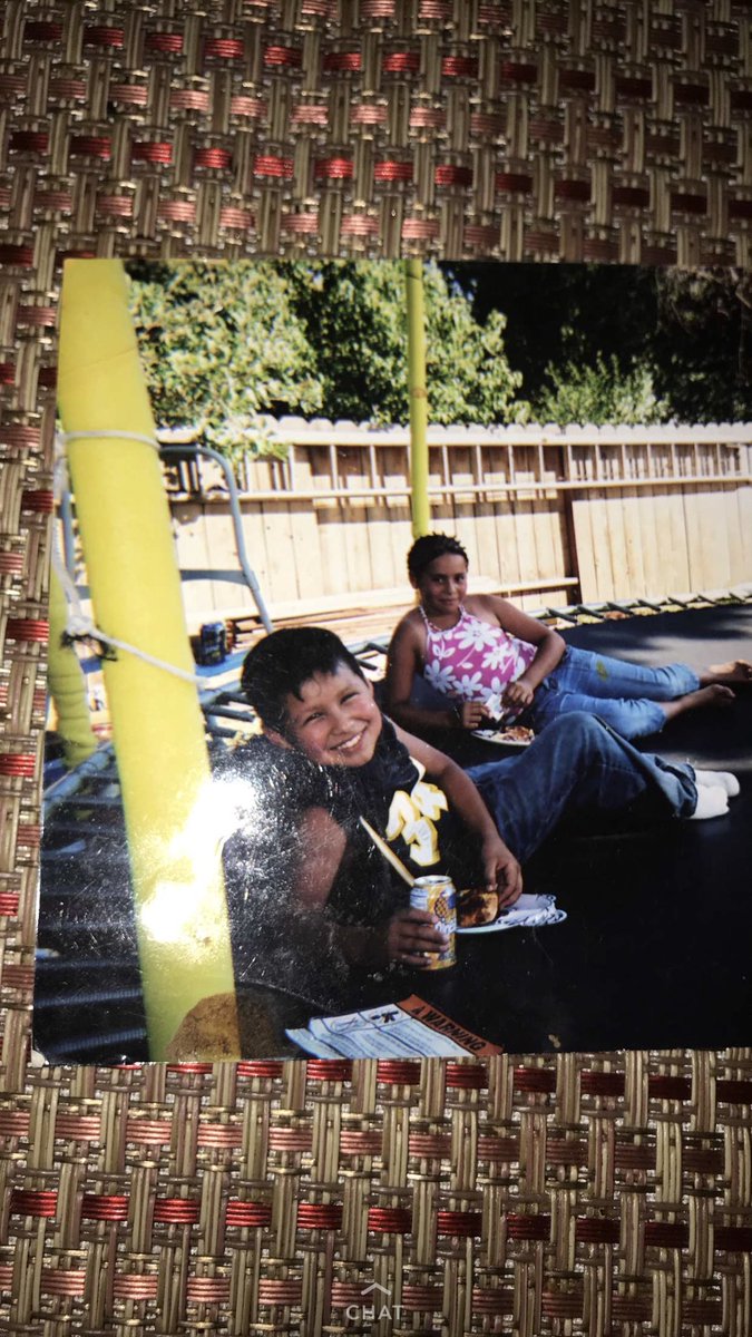 bnahdez's tweet image. Favio just sent me this pic of me and Arnold 😭😭😂 aw man we all used to be so close #NeighborLife
