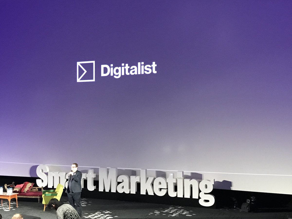 KirsiJuusti's tweet photo. Asian ytimessä, startti by @villetolvanen #digitalist #datainmarketing #smartmarketing https://t.co/dtzK8bqu3T