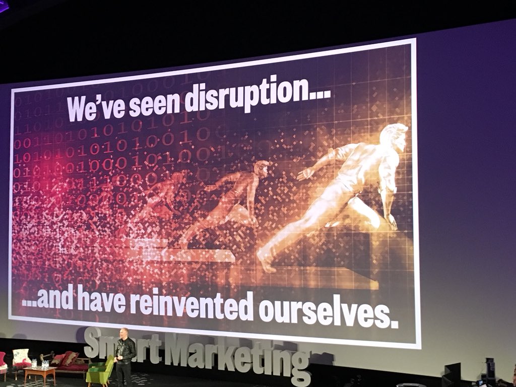Hymytintti's tweet photo. Ei vain #keinoäly, #digitalisaaatio ja #platformit vaan myös #johtaminen - kaikki muuttuvat ja muuttavat maailmaa. @PauliAS #Digitalist https://t.co/xZgKu1OOXS