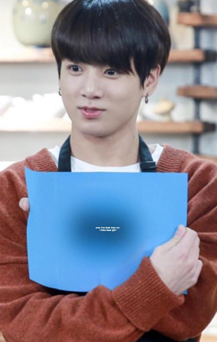 btssinfires's tweet photo. JUNGKOOK HAS SOMETHING TO SAY https://t.co/wdfZwOi6Hy
