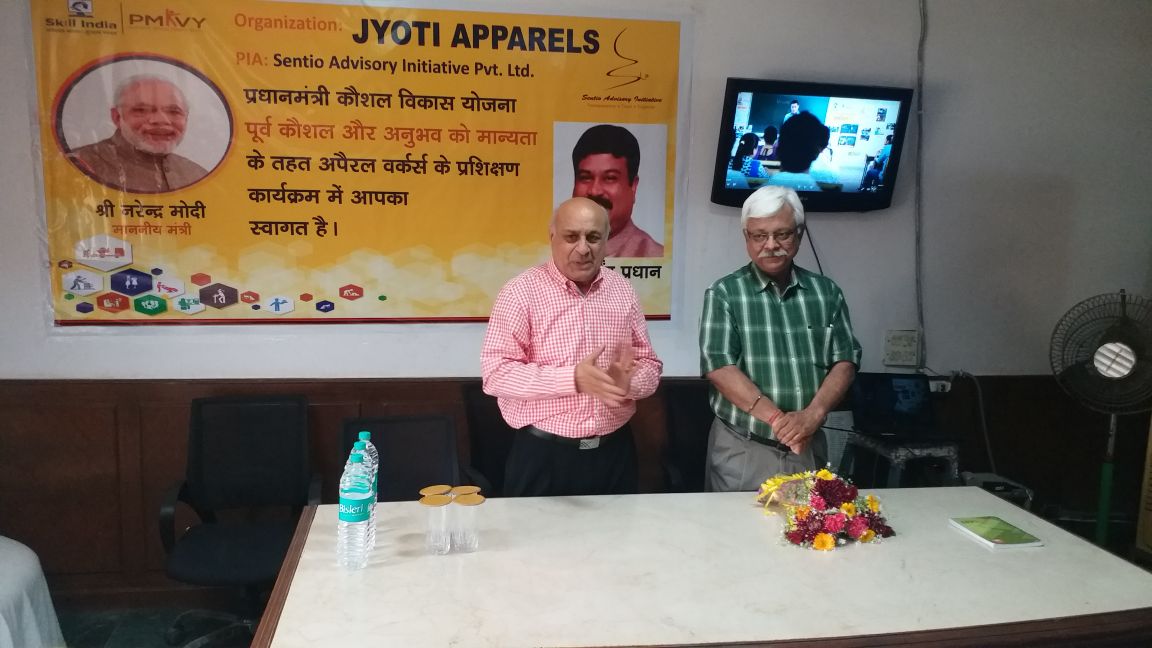 sentioadvisory's tweet photo. Live: RPL for apparel workers launch at Jyoti Apparels @JayantKrishnaIN @MSDESkillIndia @RajeshAgrawal94 @BJP4India @ssc_amh @NSDCINDIA @dpradhanbjp @narendramodi https://t.co/2OcJ7ZEhP9