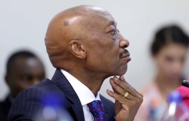 AdvocateBarry_R's tweet photo. "If she dates you for money why don't you date her for her pussy" _Sir Robert Goat Mogabe https://t.co/c9kb8i37Ad