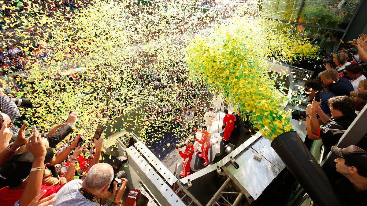 ausgrandprix's tweet photo. 📸 Party time 🍾 #AusGP https://t.co/OME4dHEPp7