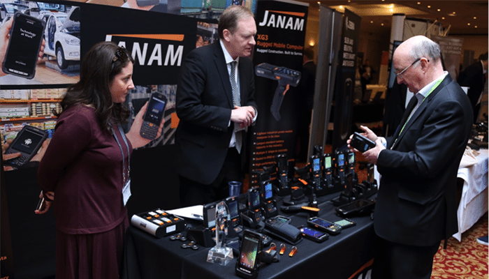FSNewsUK's tweet photo. #Gen2Wave showcased their new UHF RFID and #BarcodeReaders – the #RPT50 and #RPT100 at the recent #MeetTheManufacturers hosted by @VarlinkLtd   event check our quick overview of the whole day here https://t.co/MmgX4uhSek https://t.co/4CjF4PGVXT