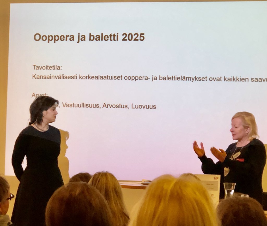 ArtoKayhko's tweet photo. @AaltoEE breakfast with @oopperabaletti CEO @GitaKadambi was very interesting and open presentation of how to lead and manage creative organisations. Thanks for @pekkamattila &amp; team for bringing these up 👍 https://t.co/9j1Pna3lem