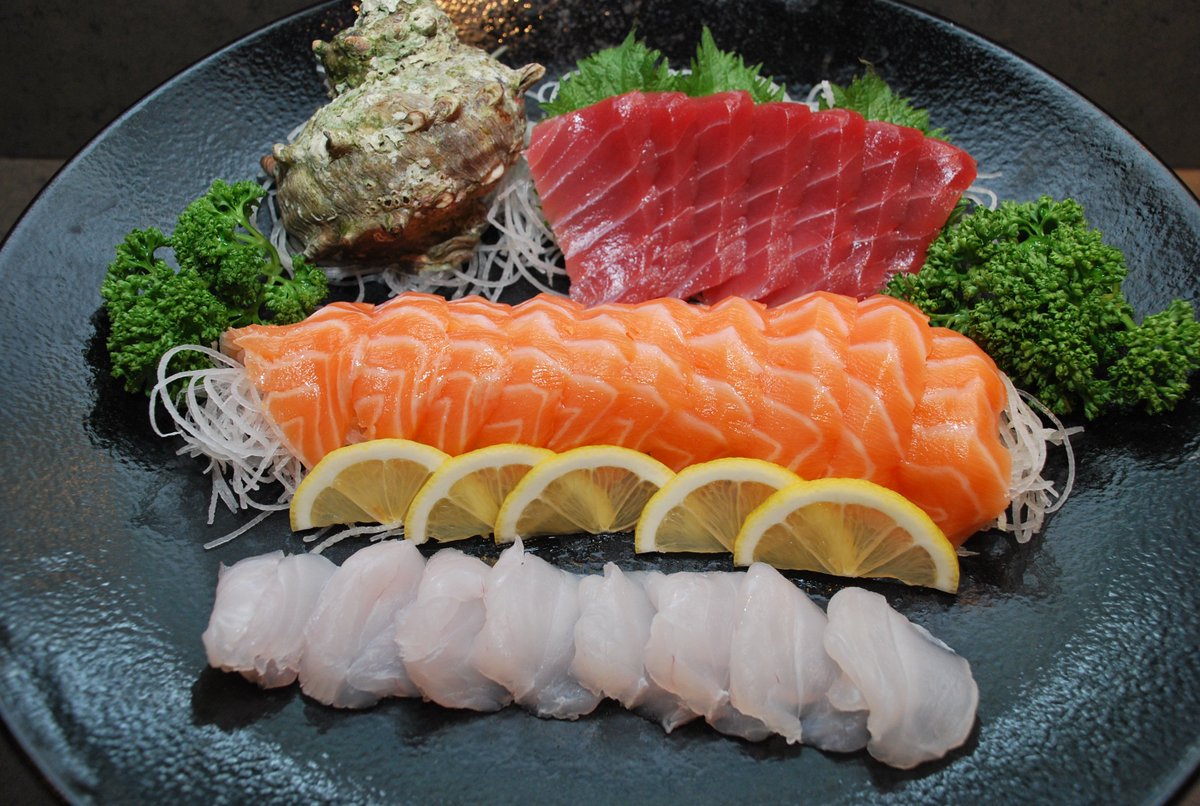 At Kitsho Restaurant, summer is always a fun time to dine and savor most of its mouthwatering dishes. You’ll love the appetizers and courses from rolled sushi, succulent sashimi... Enjoy their summer promo! For more details visit: womantoday.ph