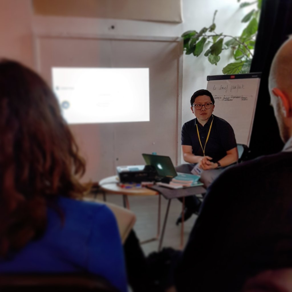 JoanHaegele's tweet photo. Merci pour cet atelier sur le #PersonalBranding @lingenhsia #FreelanceFair #Design #Freelance #Graphisme #Entrepreneur #Autopreneur #Solopreneur https://t.co/5Rw33we2lr