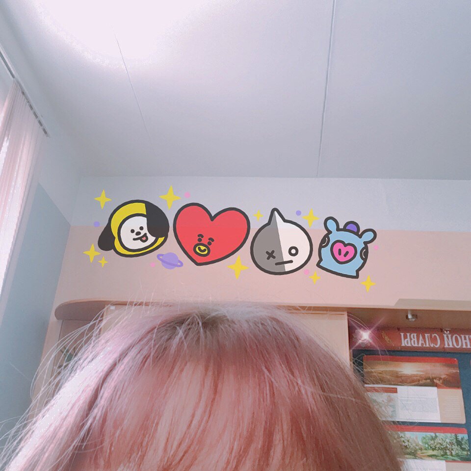сижу в кабинете ♡