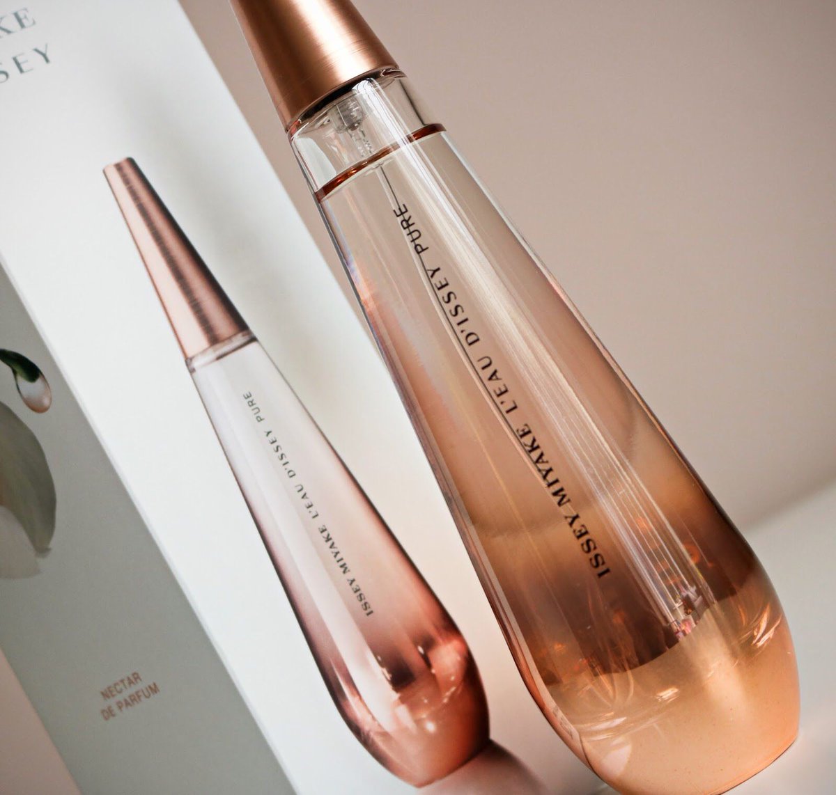 sarah_berryman1's tweet photo. Step into Spring with the beautiful new scent from Issey Miyake https://t.co/24nBVpdf6o #purenectar #spring #springscent #bbloggers #beauty @KGA_Beauty_PR #bloggers #fragrance #isseymiyake https://t.co/0KKLWkcIxr